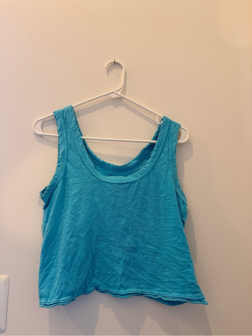 Women's Turquoise Scoop Neck Tank Top - Unbranded